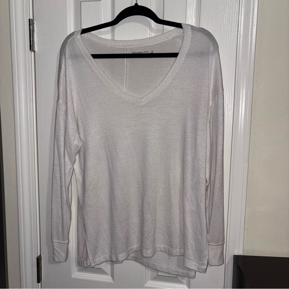 Abercrombie & Fitch Cream V-Neck Long Sleeve Top